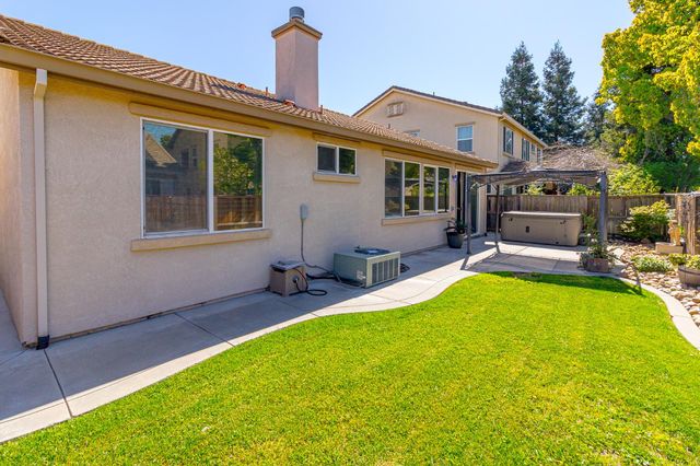 5759 Westchester Cir, Stockton, CA 95219