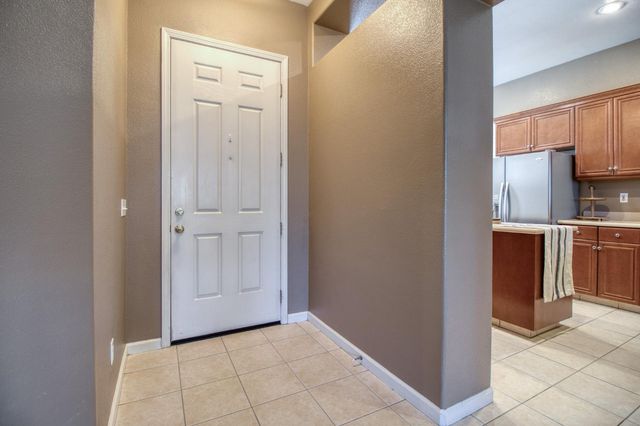 5759 Westchester Cir, Stockton, CA 95219