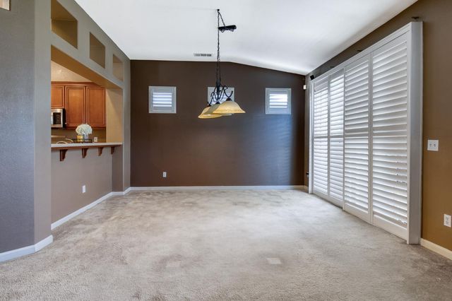 5759 Westchester Cir, Stockton, CA 95219