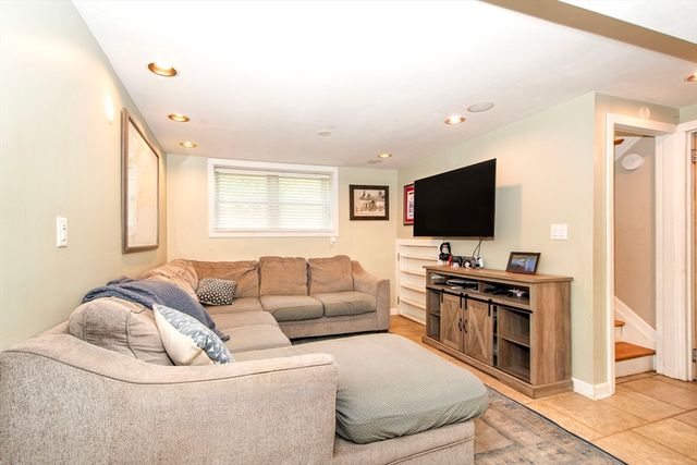 37 Pleasant Street, Pembroke, MA 02359