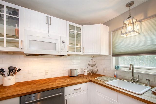 37 Pleasant Street, Pembroke, MA 02359