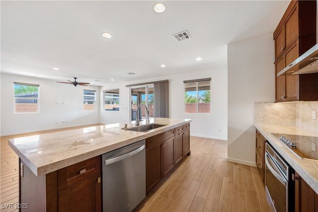 4681 South East Clifftop Drive, Pahrump, NV 89061