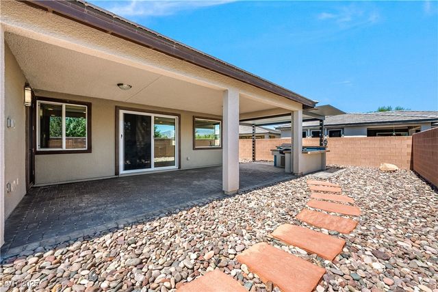 4681 South East Clifftop Drive, Pahrump, NV 89061