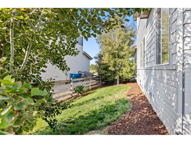 10020 Richfield St, Commerce City, CO 80022