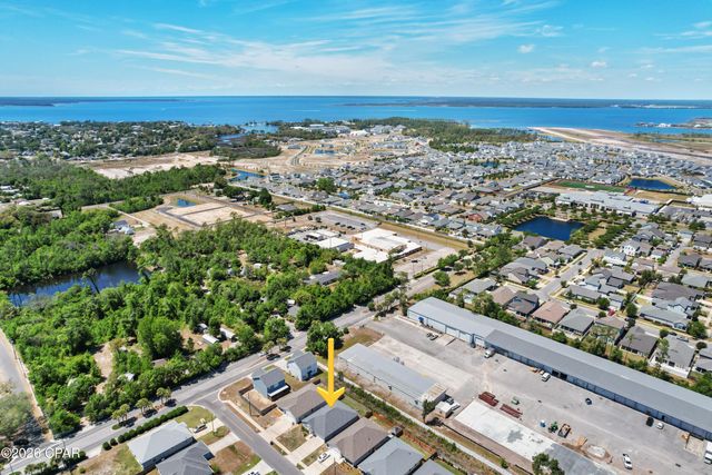 1322 W 30th Street, Panama City, FL 32405