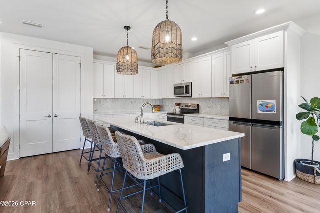 1322 W 30th Street, Panama City, FL 32405