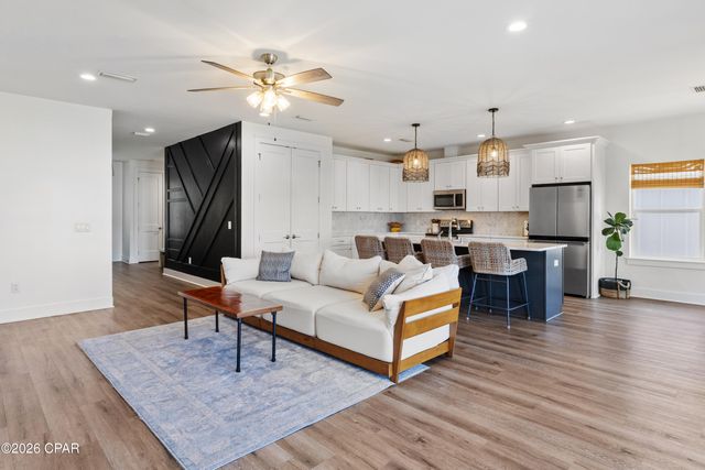 1322 W 30th Street, Panama City, FL 32405