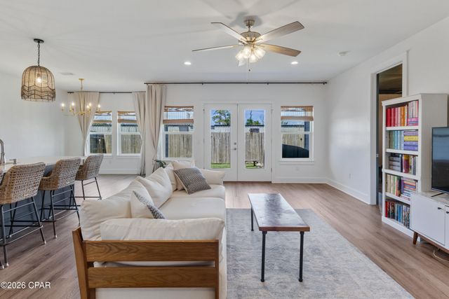 1322 W 30th Street, Panama City, FL 32405
