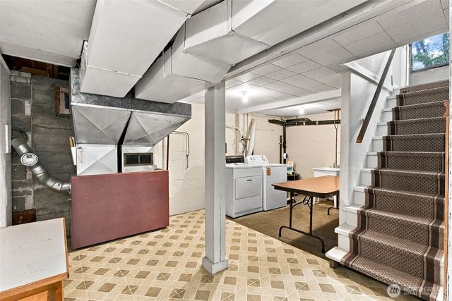 10454 2nd Avenue S, Seattle, WA 98168