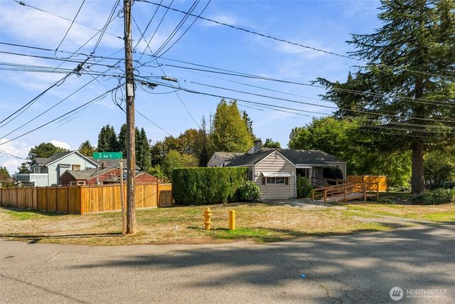 10454 2nd Avenue S, Seattle, WA 98168