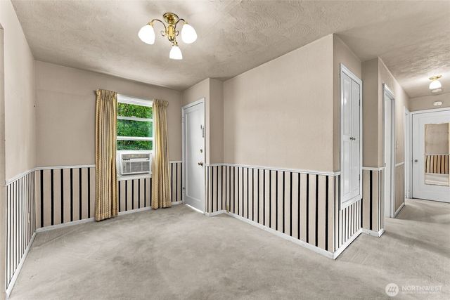10454 2nd Avenue S, Seattle, WA 98168
