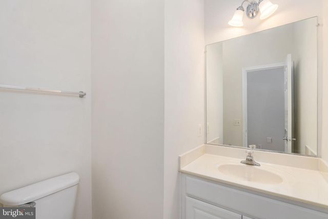 1825 CEDAR COVE WAY #201, Woodbridge, VA 22191