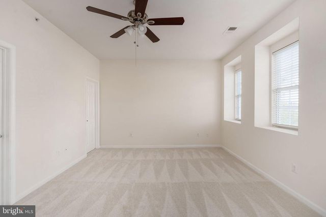 1825 CEDAR COVE WAY #201, Woodbridge, VA 22191