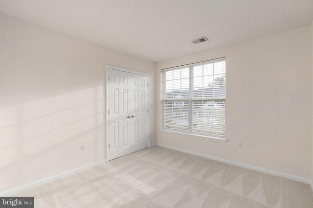 1825 CEDAR COVE WAY #201, Woodbridge, VA 22191