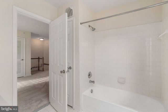 1825 CEDAR COVE WAY #201, Woodbridge, VA 22191