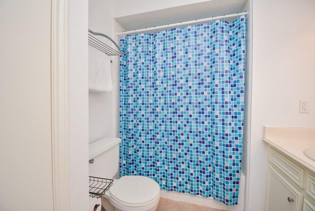 666 N Eldridge Parkway, Houston, TX 77079