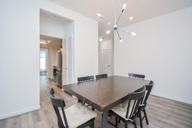 666 N Eldridge Parkway, Houston, TX 77079