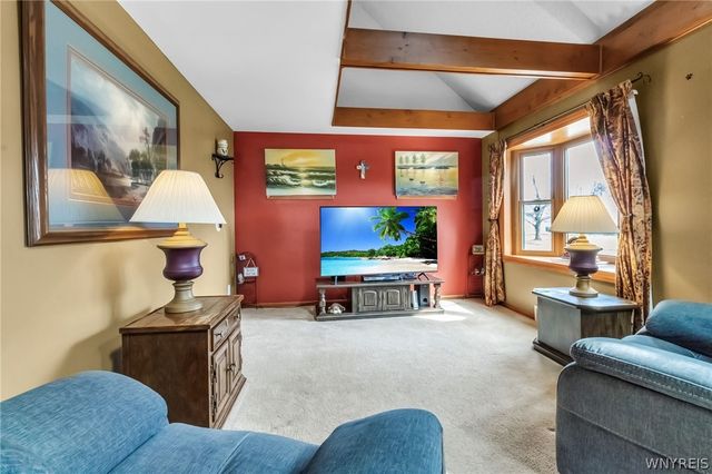 876 Pioneer Drive, North Tonawanda, NY 14120