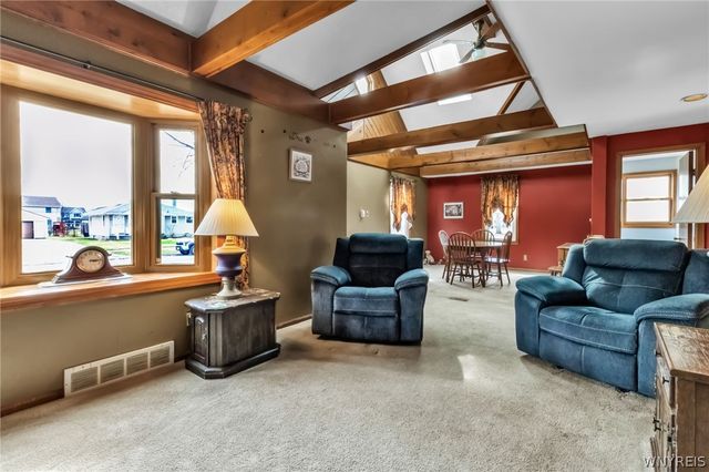 876 Pioneer Drive, North Tonawanda, NY 14120