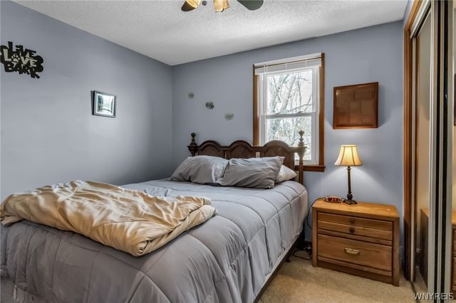 876 Pioneer Drive, North Tonawanda, NY 14120