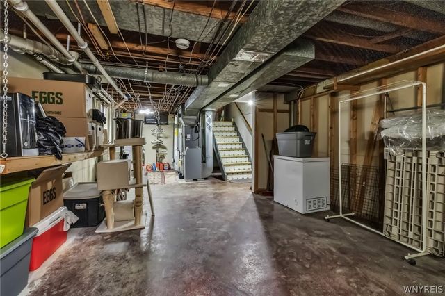 876 Pioneer Drive, North Tonawanda, NY 14120