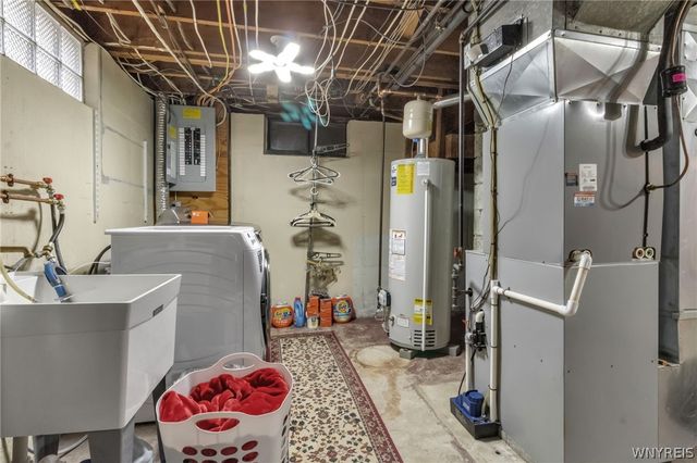 876 Pioneer Drive, North Tonawanda, NY 14120