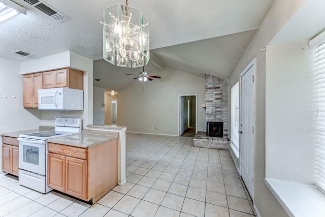 10015 Enchanted Stone Drive, Houston, TX 77070
