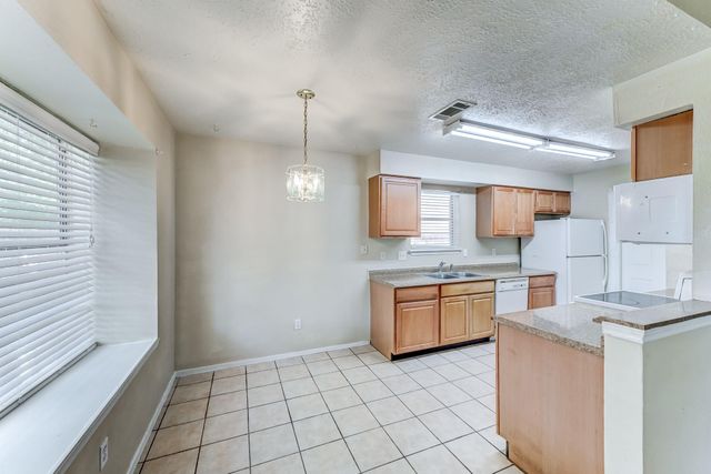 10015 Enchanted Stone Drive, Houston, TX 77070