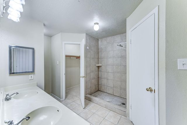 10015 Enchanted Stone Drive, Houston, TX 77070