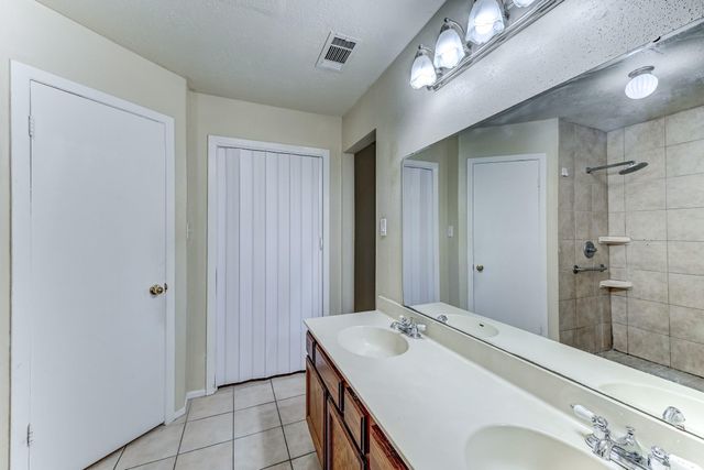 10015 Enchanted Stone Drive, Houston, TX 77070
