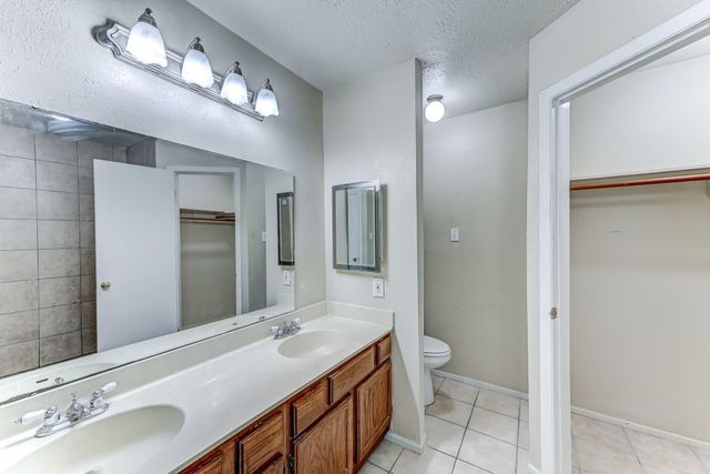 10015 Enchanted Stone Drive, Houston, TX 77070