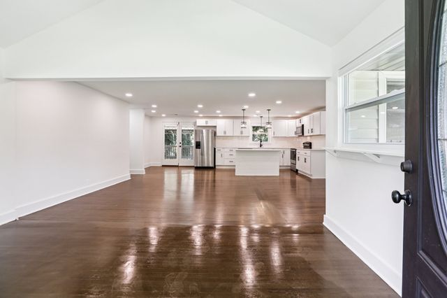 4108 Edwards Ave, Nashville, TN 37216