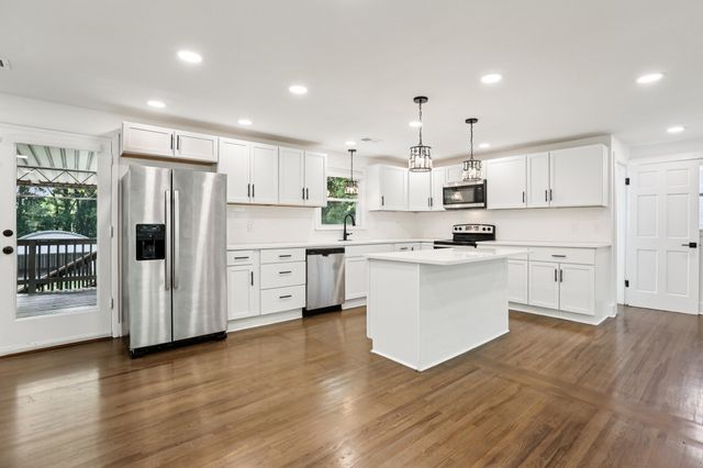 4108 Edwards Ave, Nashville, TN 37216