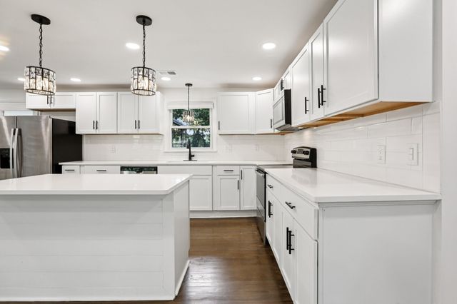 4108 Edwards Ave, Nashville, TN 37216