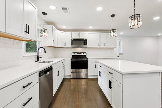 4108 Edwards Ave, Nashville, TN 37216