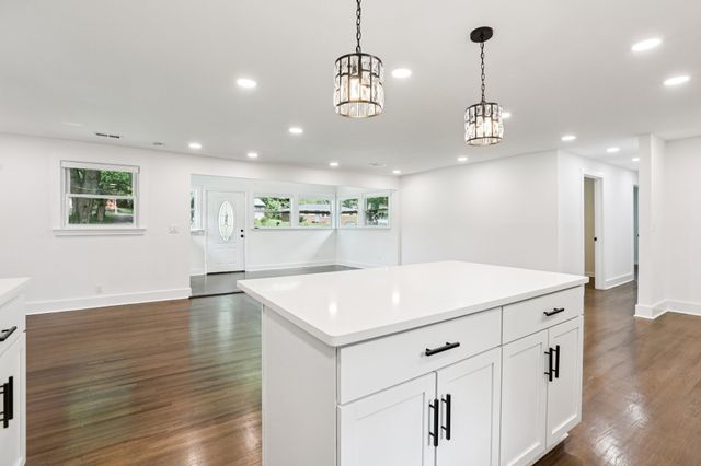 4108 Edwards Ave, Nashville, TN 37216