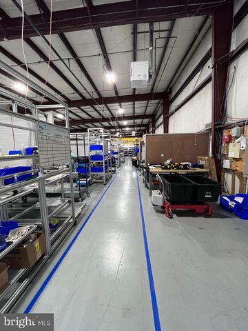 310 EMIG RD, York, PA 17406