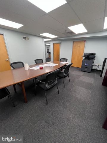 310 EMIG RD, York, PA 17406