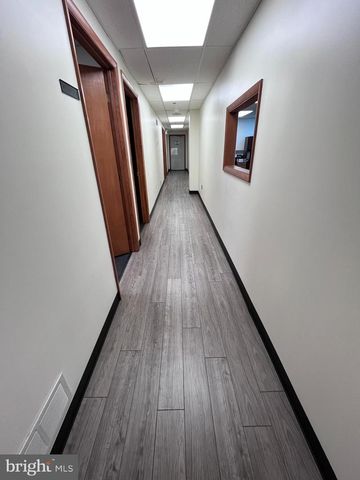 310 EMIG RD, York, PA 17406