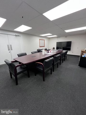 310 EMIG RD, York, PA 17406