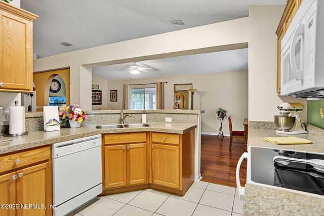 12396 HICKORY FOREST Road, Jacksonville, FL 32226