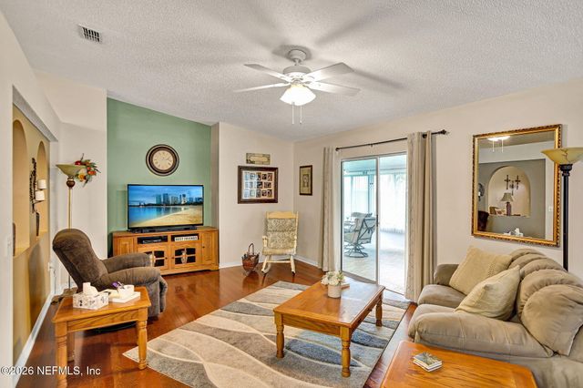 12396 HICKORY FOREST Road, Jacksonville, FL 32226