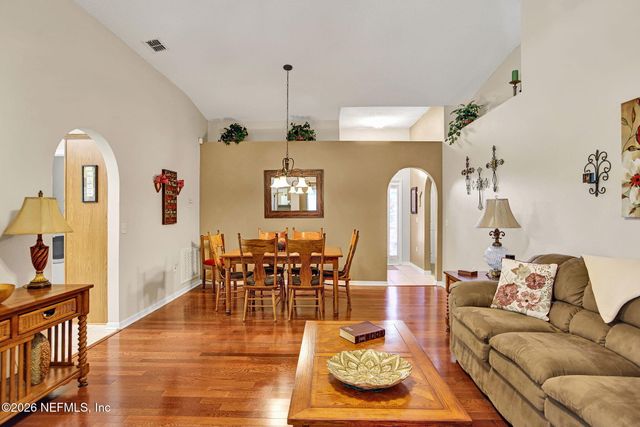 12396 HICKORY FOREST Road, Jacksonville, FL 32226