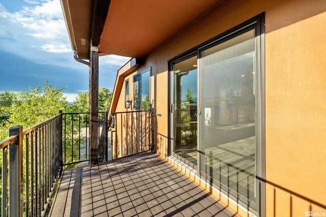 5745 Carl Drive, Reno, NV 89511