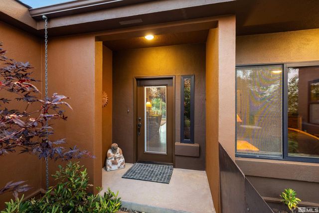 5745 Carl Drive, Reno, NV 89511