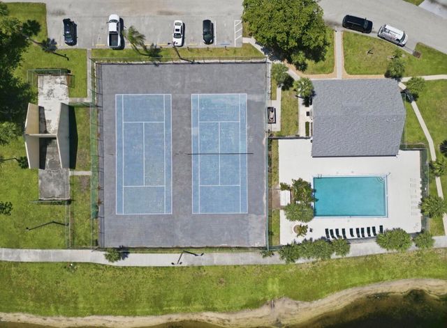 5330 Mendoza, West Palm Beach, FL 33415