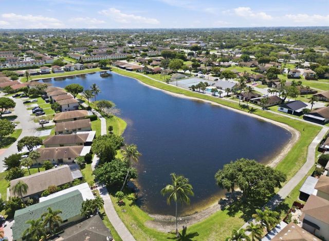 5330 Mendoza, West Palm Beach, FL 33415