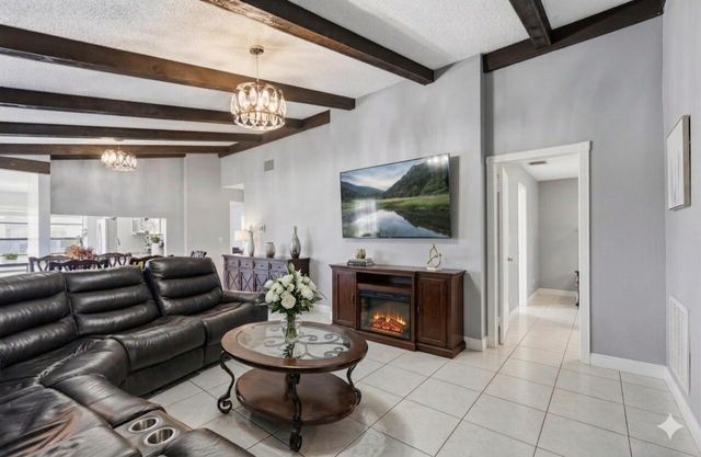 5330 Mendoza, West Palm Beach, FL 33415