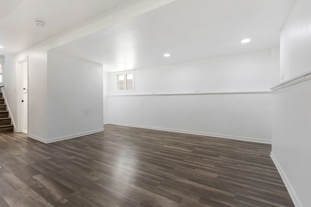 1750 W Woodland Avenue, Addison, IL 60101