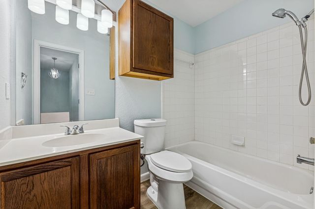 1712 Southwestern TRL, Round Rock, TX 78664